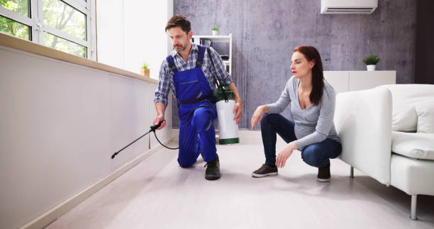 Best Residential Pest Control  in Shorewood Forest, IN